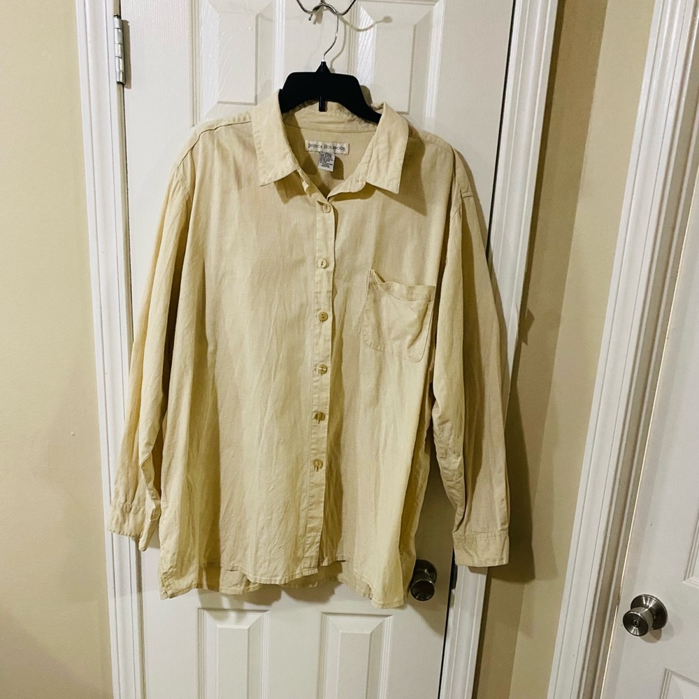 Vintage Jessica Holbrook button down long sleeve!! Cream/ Tan colored. 3X women
